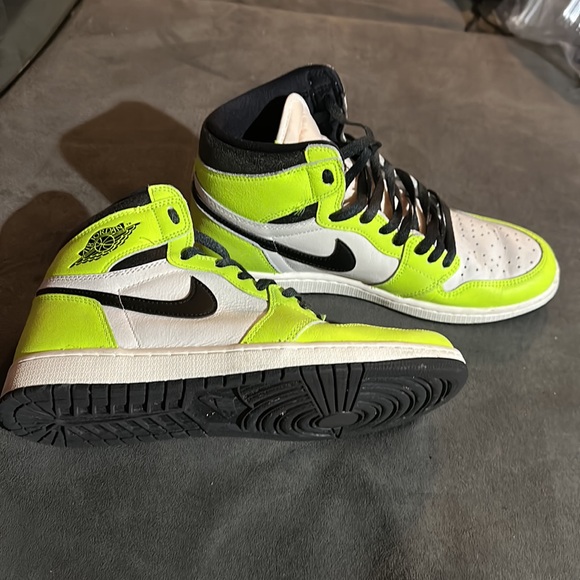 Nike Jordan 1 Retro High OG Visionaire Slightly used Size 10.5 - Picture 3 of 7
